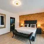 The White House * Maria-Hoop