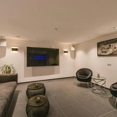 Bed & Breakfast The White House *