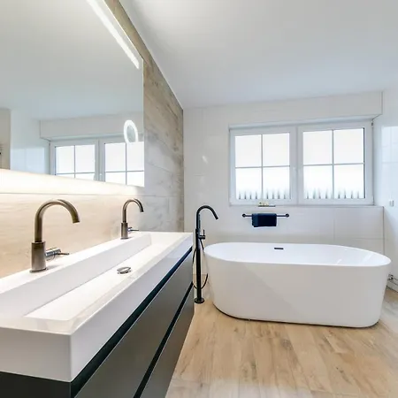 The White House * Maria-Hoop