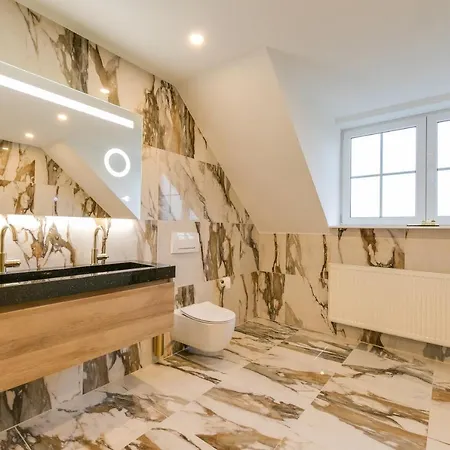 The White House Couette-café *